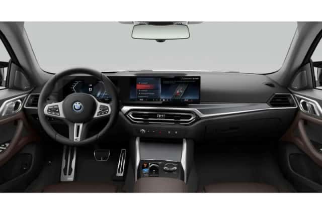 BMW i4 (2024) thumbnail 3