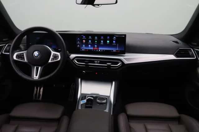 BMW i4 (2024) thumbnail 26