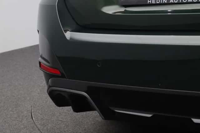 BMW i4 (2024) thumbnail 9