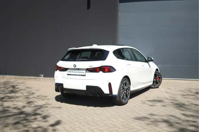 BMW 1-Serie (2025) thumbnail 2