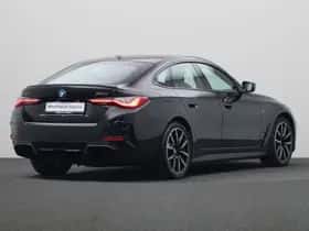 BMW i4 (2023) thumbnail 2