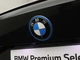 BMW i4 (2023) thumbnail 11