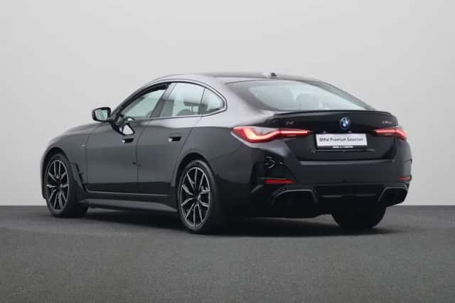 BMW i4 (2023) thumbnail 16