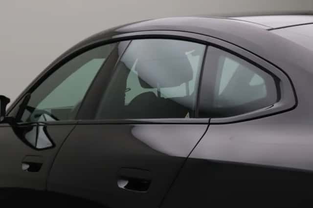BMW i4 (2023) thumbnail 7