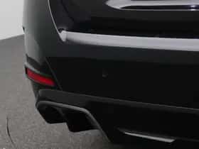 BMW i4 (2023) thumbnail 9