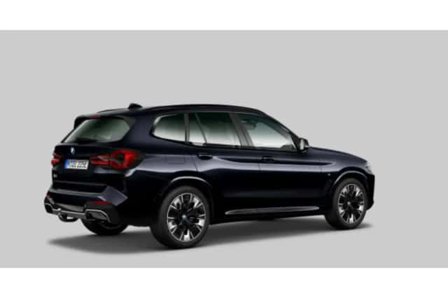 BMW iX3 (2024) thumbnail 2