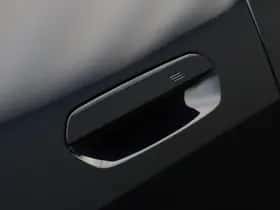 BMW i4 (2025) thumbnail 9