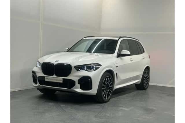 BMW X5 (2021) thumbnail 1