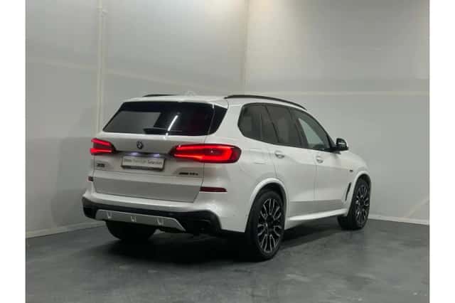 BMW X5 (2021) thumbnail 3