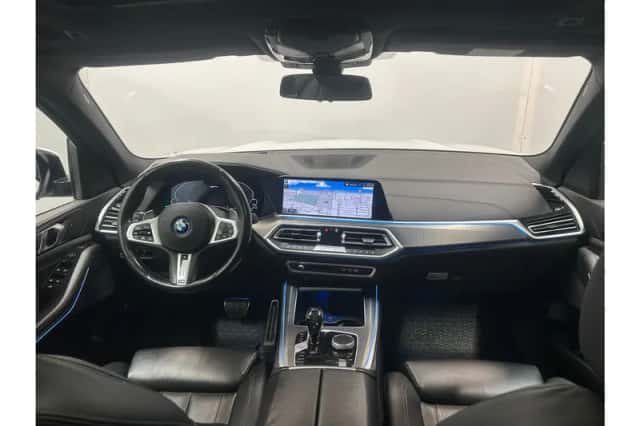 BMW X5 (2021) thumbnail 4