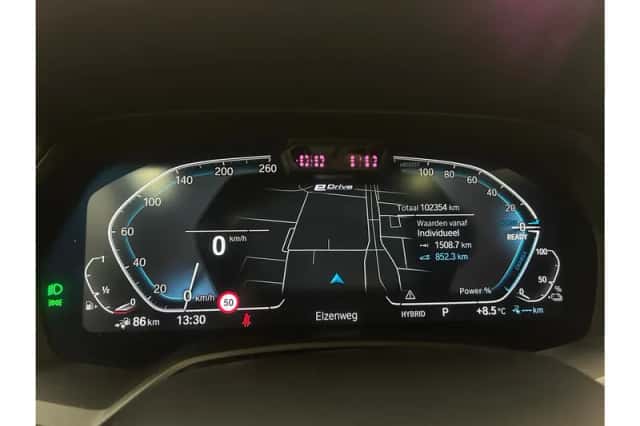 BMW X5 (2021) thumbnail 6