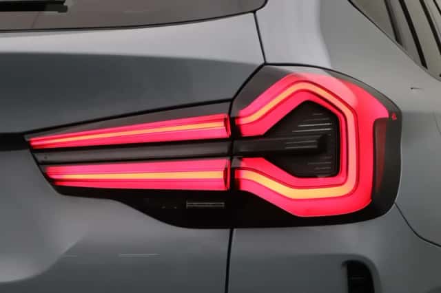 BMW X3 (2022) thumbnail 11