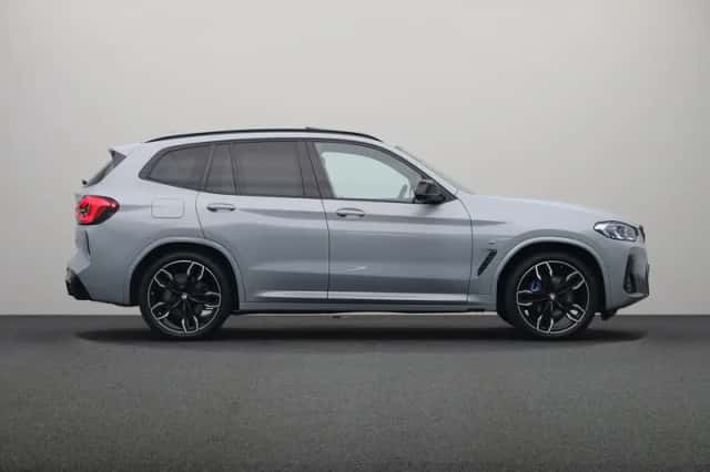 BMW X3 (2022) thumbnail 14