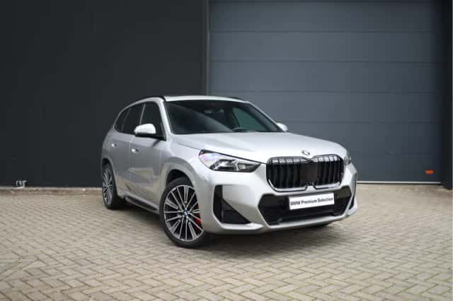 BMW X1 (2025) thumbnail 2