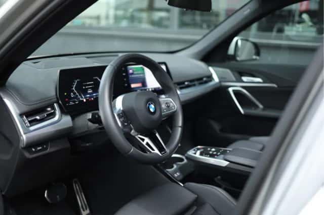 BMW X1 (2025) thumbnail 3