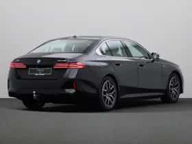 BMW i5 (2025) thumbnail 2