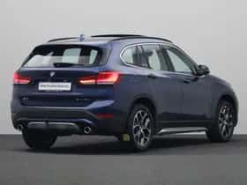 BMW X1 (2021) thumbnail 2