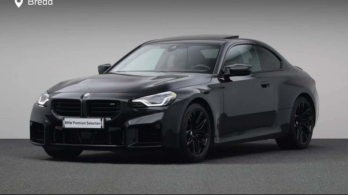 BMW M2 (2024) — foto 1