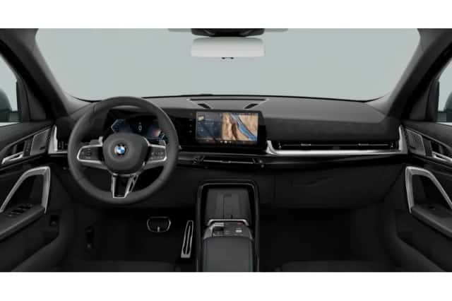 BMW X2 (2025) thumbnail 3