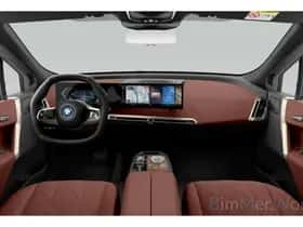 BMW iX (2022) thumbnail 3