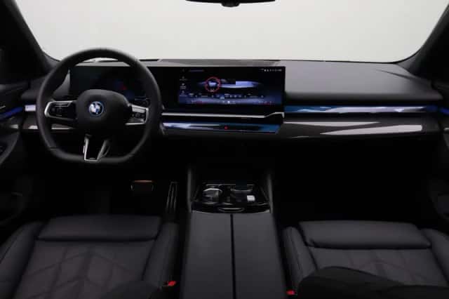 BMW 5-Serie (2025) thumbnail 3