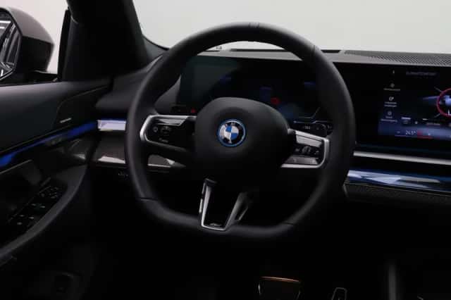 BMW 5-Serie (2025) thumbnail 24
