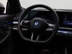 BMW 5-Serie (2025) thumbnail 24