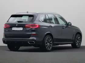 BMW X5 (2022) thumbnail 2