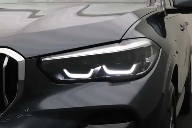 BMW X5 (2022) thumbnail 16