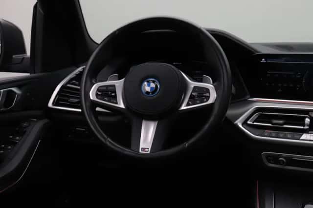 BMW X5 (2022) thumbnail 23