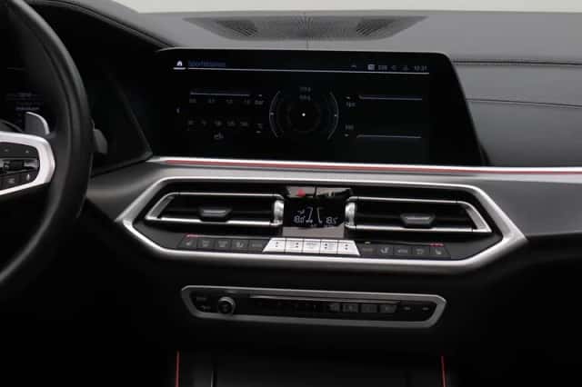 BMW X5 (2022) thumbnail 24