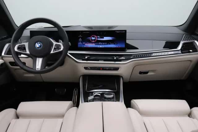 BMW X5 (2025) thumbnail 3