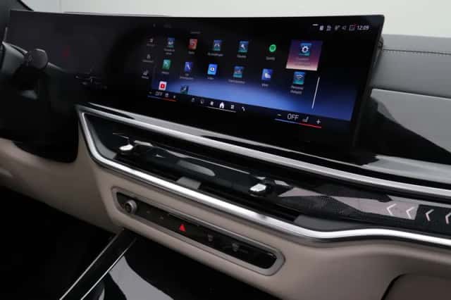 BMW X5 (2025) thumbnail 26