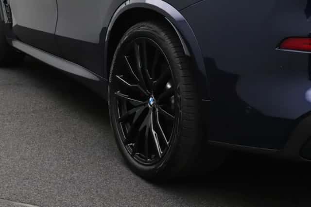 BMW X5 (2025) thumbnail 9