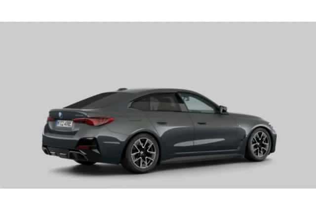 BMW i4 (2025) thumbnail 2