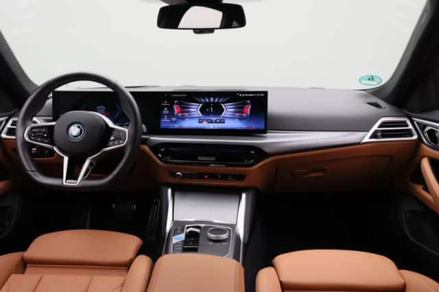BMW i4 (2025) thumbnail 3