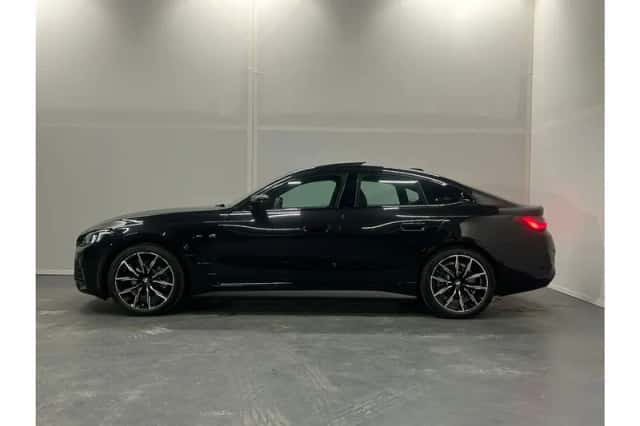 BMW i4 (2025) thumbnail 2