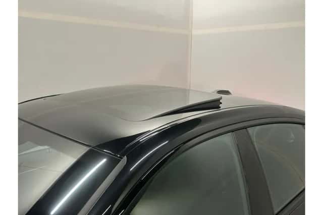 BMW i4 (2025) thumbnail 16