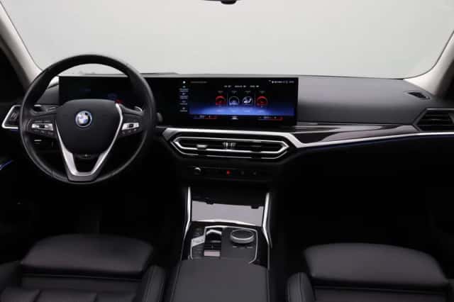 BMW 3-Serie (2022) thumbnail 3