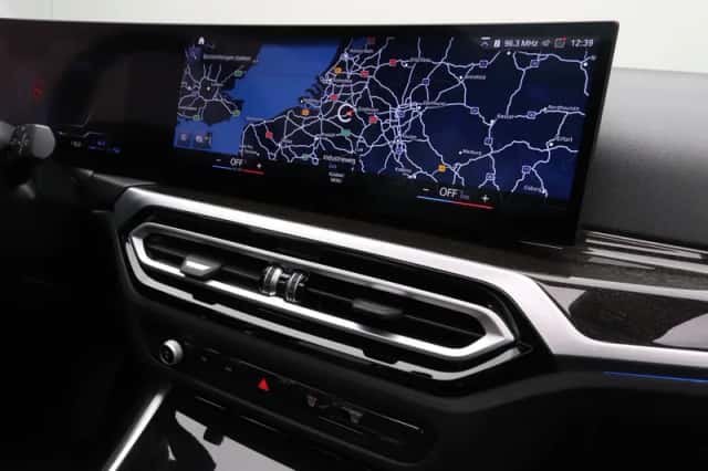 BMW 3-Serie (2022) thumbnail 4