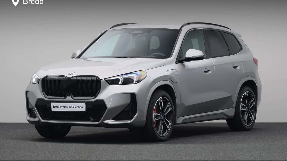 BMW X1 (2025) — foto 1
