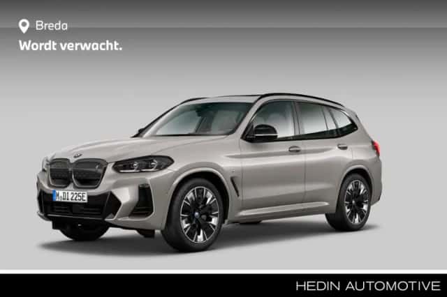 BMW iX3 (2024) thumbnail 1