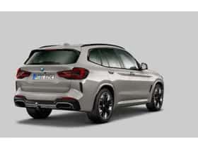 BMW iX3 (2024) thumbnail 2