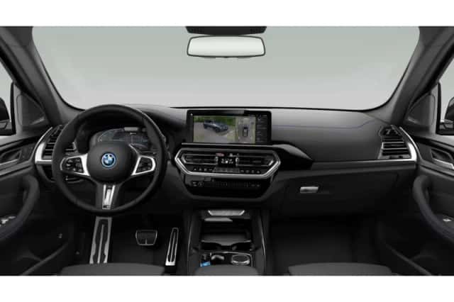 BMW iX3 (2024) thumbnail 3