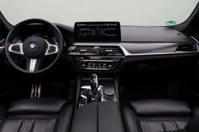 BMW 5-Serie (2023) thumbnail 3