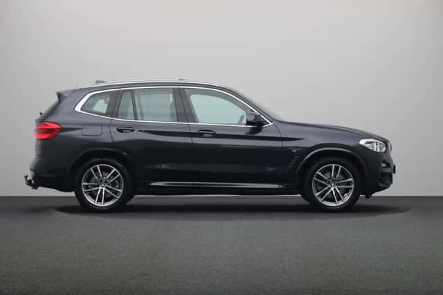 BMW X3 (2018) thumbnail 14