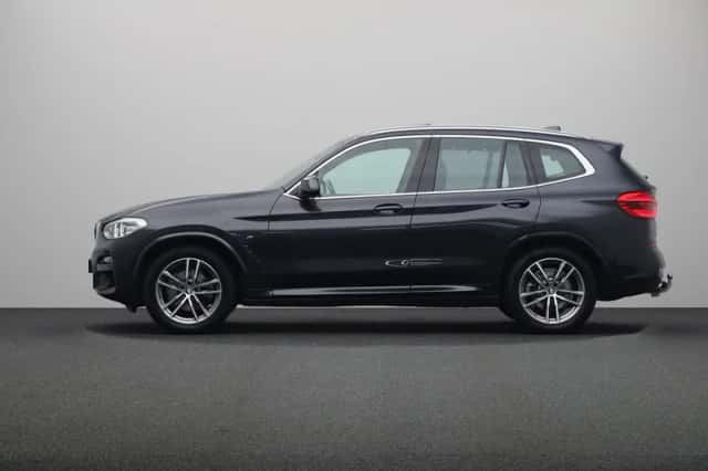 BMW X3 (2018) thumbnail 17