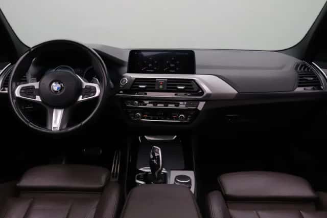 BMW X3 (2018) thumbnail 3