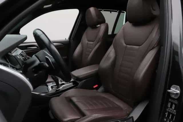 BMW X3 (2018) thumbnail 21