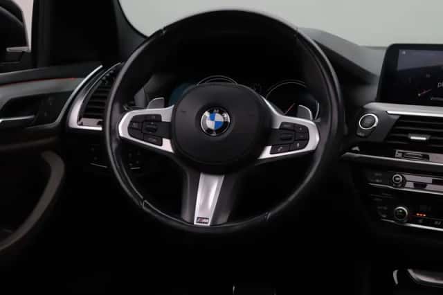 BMW X3 (2018) thumbnail 24